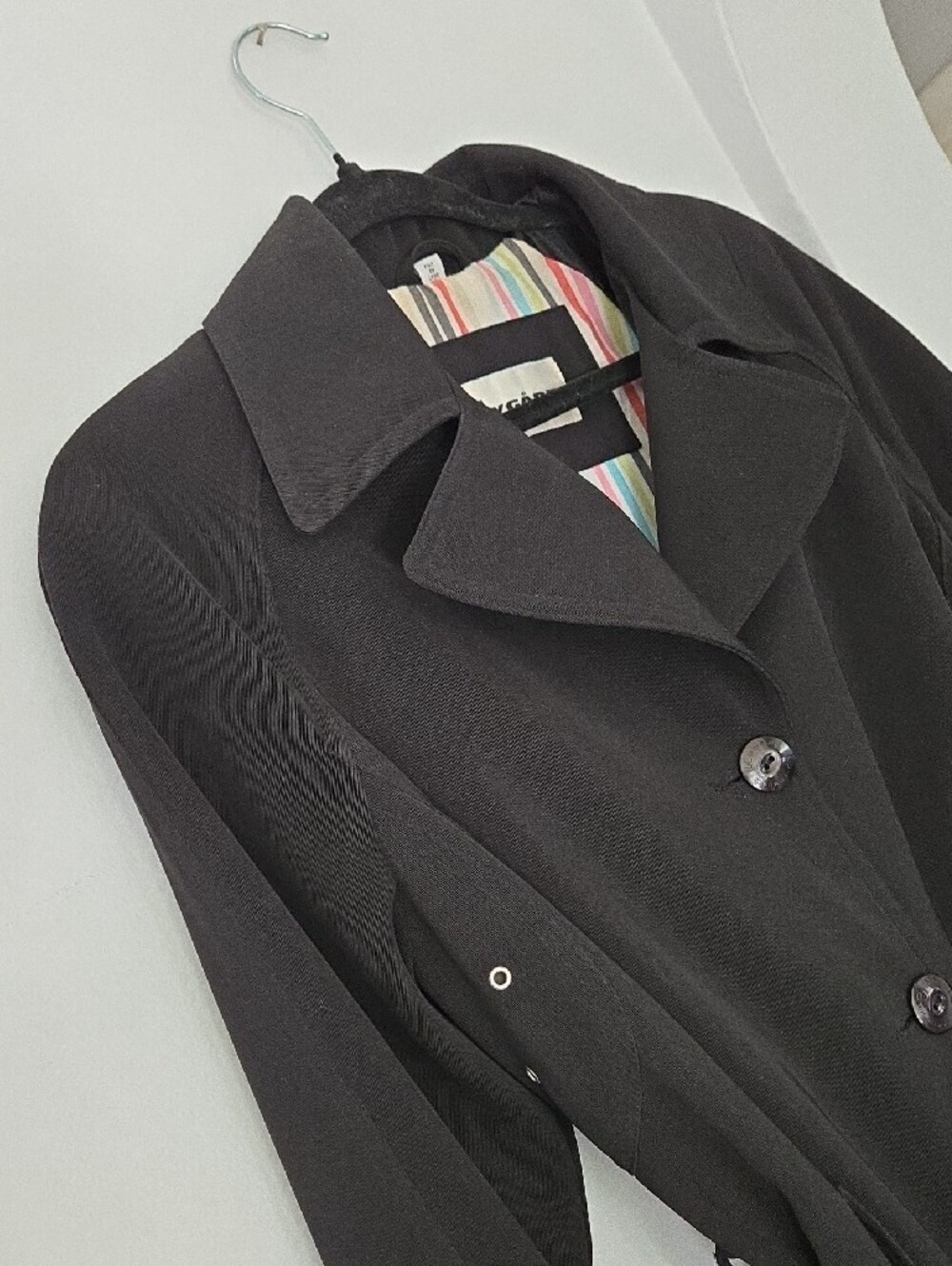 NYC Striped Lining Jacket with Black Trim - Picture 4 of 6